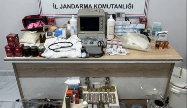 YETKİSİZ DOKTOR ve İLAÇ YAPAN EŞİ YAKALANDI