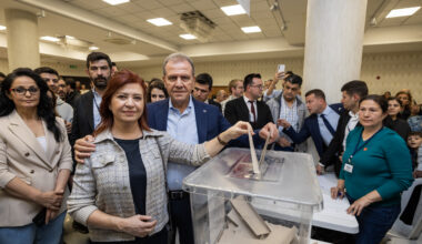 Başkan Seçer, ön seçime destek verdi