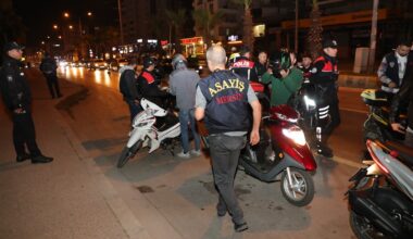 MERSİN POLİSİNDEN MOTOSİKLETLERE DENETİM