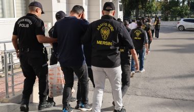 Mersin’de fuhuş operasyonu, 2 kişi tutuklandı