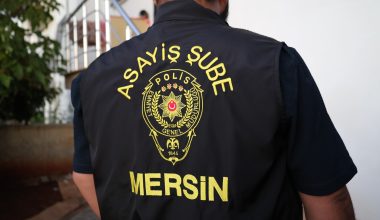 MERSİN’DE ARANAN ŞAHISLARA YÖNELİK OPERASYON