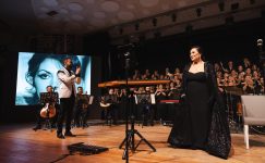 “İyiliğin Sultanı” Mersin’de seyircisiyle buluşuyor “İyiliğin Sultanı” Mersin’de seyircisiyle buluşuyor